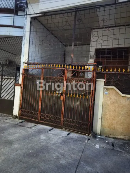 image RUMAH SIAP HUNI BARU RENOV 1,5 LANTAI  (1)