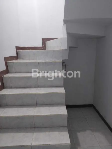 image RUMAH SIAP HUNI BARU RENOV 1,5 LANTAI  (3)