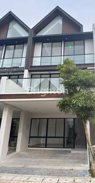 image RUMAH OSAKA RESIDENCE 3 TINGKAT 60M2 PIK 2 SIAP PAKAI PANTAI INDAH KAPUM JAKARTA UTARA (1)