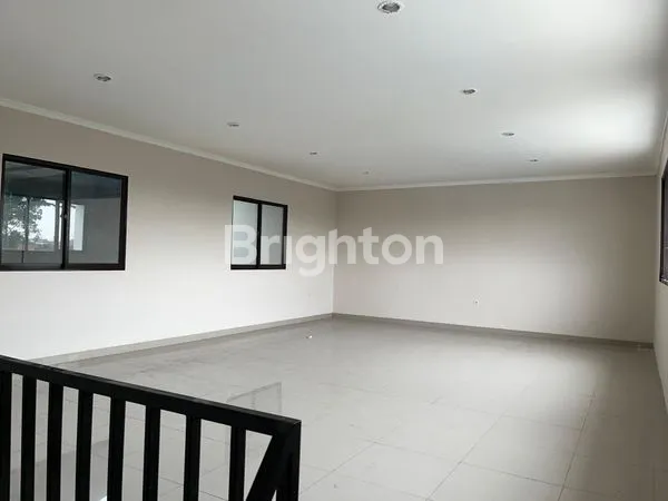 image GUDANG BARU STRATEGIS DAAN MOGOT RAYA (5)