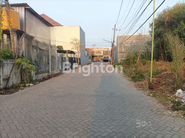 image DISEWAKAN TANAH GUNUNG ANYAR, KOMERSIAL COCOK UNTUK USAHA, SHOWROOM MOBIL LAPANGAN OLAHRAGA, DEKAT PERUMAHAN, LINGKUNGAN PADAT PENDUDUK, SELANGKAH KE RAYA GUNUNG ANYAR (2)