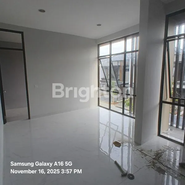 image RUMAH KUNINGAN VILLAGE PIK2 UKURAN 10 X 15 TYPE MARBLE AREA CBD PANTAI INDAH KAPUK JAKARTA UTARA (6)