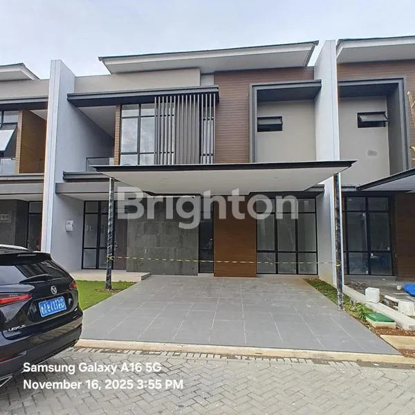 image RUMAH KUNINGAN VILLAGE PIK2 UKURAN 10 X 15 TYPE MARBLE AREA CBD PANTAI INDAH KAPUK JAKARTA UTARA (1)