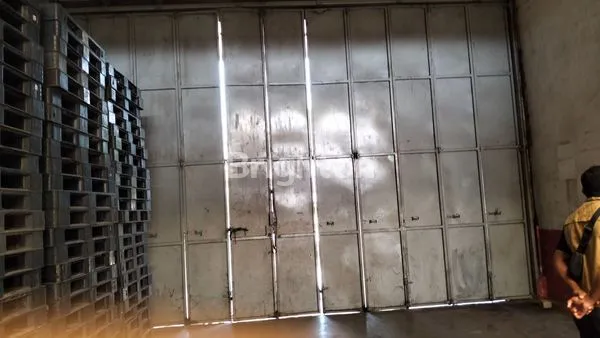 image GUDANG LOKASI SANGAT STRATEGIS PINGGIR JALAN RAYA ALTERNATIF TRANSYOGI, CIBUBUR - CILEUNGSI. (6)