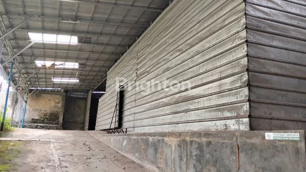 image GUDANG LOKASI SANGAT STRATEGIS PINGGIR JALAN RAYA ALTERNATIF TRANSYOGI, CIBUBUR - CILEUNGSI. (4)