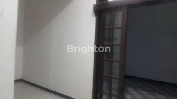image RUMAH SIAP HUNI DI TENGAH KOTA SIDOARJO (3)
