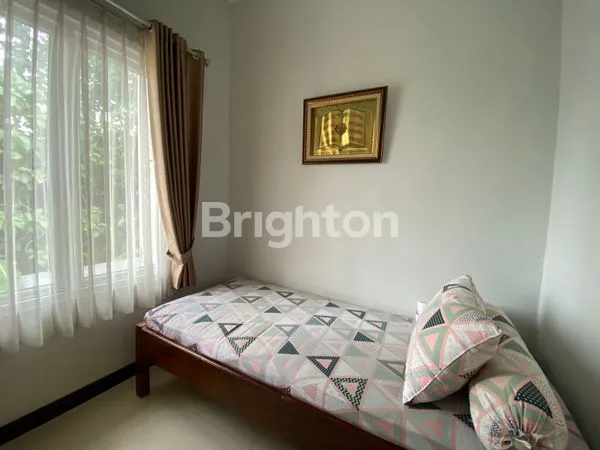 image RUMAH SIAP HUNI 2 LANTAI PERUMAHAN ROYAL HANKAM DAERAH JATIMURNI PONDOK MELATI - BEKASI (SEMI FURNISHED) (8)