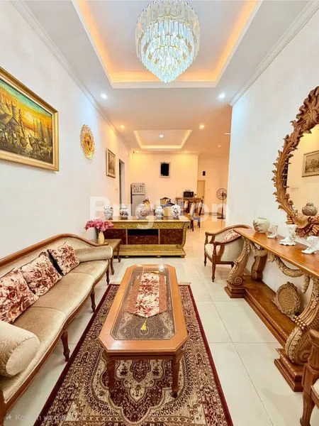 image DIJUAL RUMAH MEWAH HOOK DI GALAXY BEKASI (3)