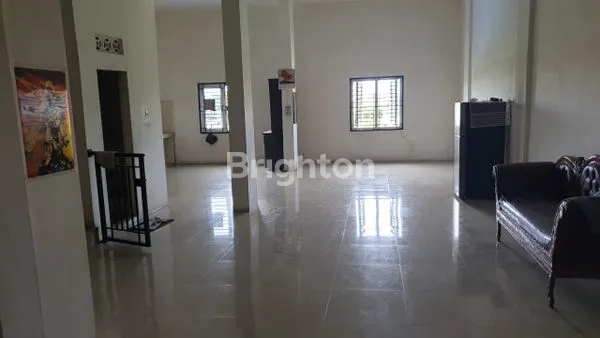 image RUKO 2 GANDENG 3 TINGKAT DI JUAL (6)