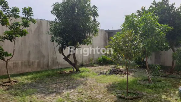 image RUKO 2 GANDENG 3 TINGKAT DI JUAL (8)