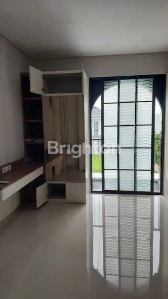 image RUMAH 2 LANTAI PLUS FURNITURE CITRALAND DRIYOREJO GRESIK (5)