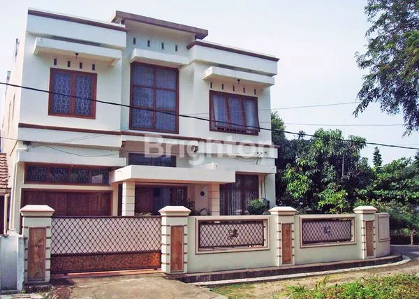 image DIJUAL RU.AH SANGAT EKLUSIVE BANGET DI KOTA PADANG  (2)