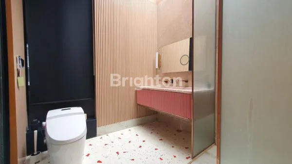 image RUMAH KEREN VIRGINIA VILLAGE GADING SERPONG (7)