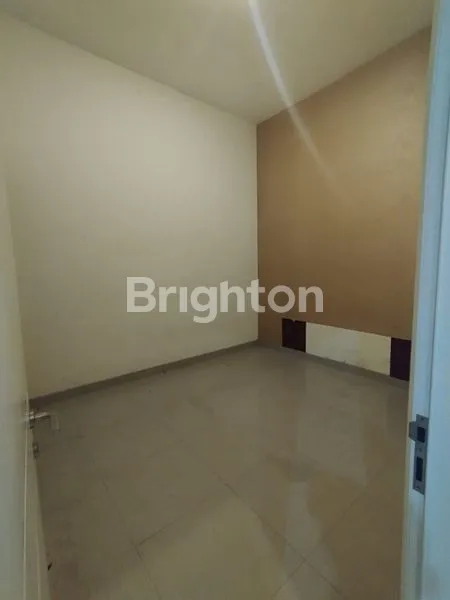 image RUMAH HOOK PERMATA ROYAL GARDEN PAKIS MALANG (3)