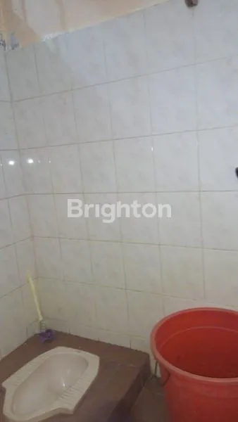 image RUMAH HOOK 2 LANTAI DIDEPOK (8)