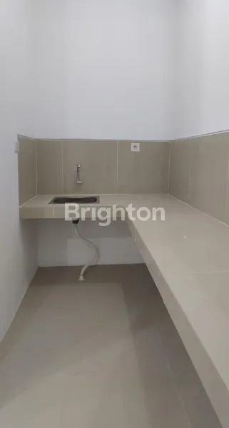 image DIJUAL RUMAH BARU GRESS – REGENCY ONE EAST POINT PERUMAHAN ELIT SURABAYA TIMUR LOKASI SUPER STRATEGIS (3)