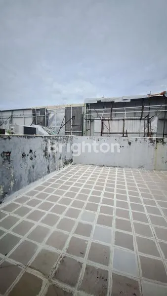 image PRESTISIUS! RUKO EKSKLUSIF DISEWAKAN DI JANTUNG BISNIS JENDERAL SUDIRMAN BALIKPAPAN (8)