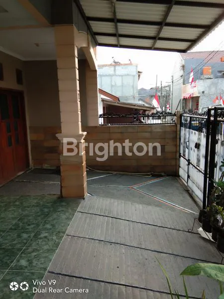 image RUMAH 2 LANTAI LT 141 LB 240 DI PERUMNAS 2 TANGERANG (3)