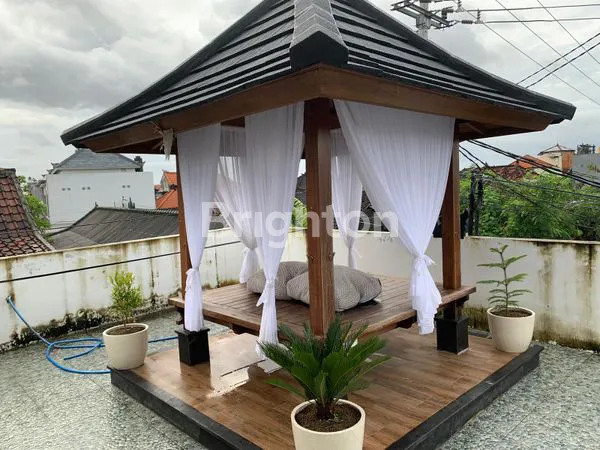 image JUAL CEPAT VILLA MEWAH SEMI FURNISHED DI KEROBOKAN  (3)