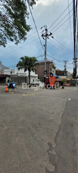 image RUKO STRATEGIS DUA MUKA (HOOK) DI GRIYA CARAKA ARCAMANIK BANDUNG (2)