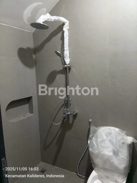 image DI JUAL RUMAH BARU DI KOMPLEK MERPATI , DEKAT CITRA 2, PEGADUNGAN, JAKARTA BARAT (7)