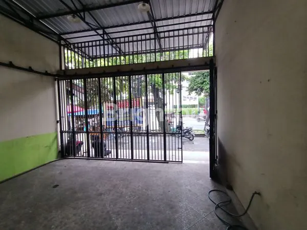 image DISEWAKAN RUKO 3 LANTAI PINGGIR JALAN (2)