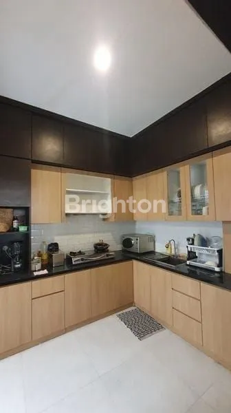 image RUMAH 2 LANTAI FURNISHED DAN SIAP HUNI DI ASTEK BSD SERPONG TANGERANG  (5)