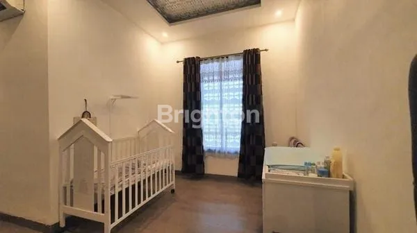 image RUMAH 2 LANTAI FURNISHED DAN SIAP HUNI DI ASTEK BSD SERPONG TANGERANG  (7)