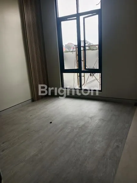 image RUMAH 2 LANTAI SURABAYA  RUNGKUT  MEDOKAN AYU, CIAMIK POOL (7)