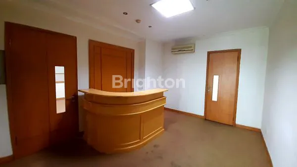 image DI SEWAKAN / OFFICE SPACE FOR RENT GEDUNG DI MAMPANG PRAPATAN 6 LANTAI (3)