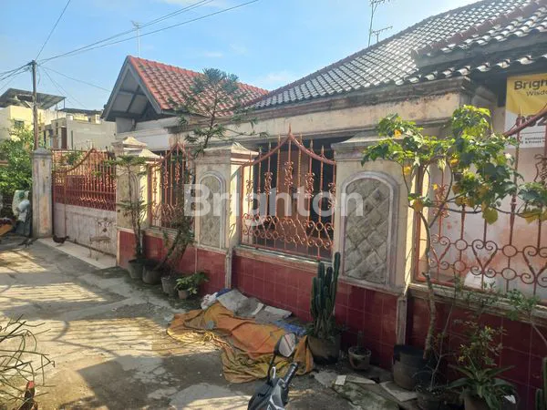 image RUMAH 2 LANTAI LT 400M² DI MEDAN TIMUR, STRATEGIS (5)