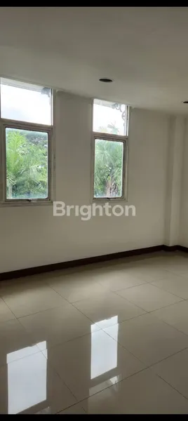 image RUKO STRATEGIS 3,5 LANTAI DI PONDOK PINANG, DEKAT MRT & TOL (6)