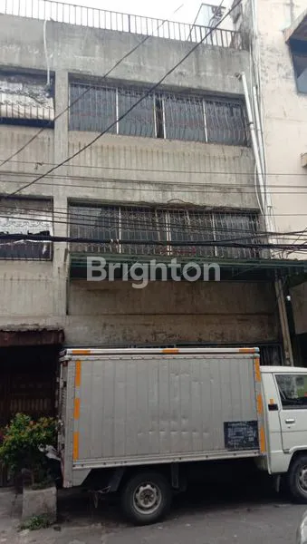 image RUKO 4 LANTAI LOKASI STRATEGIS DI KALI ANYAR JAKARTA BARAT (1)