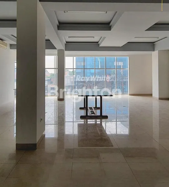 image OFFICE BUILDING SIAP HUNI KEBAYORAN LAMA AKSES MUDAH, NILAI TINGGI (3)