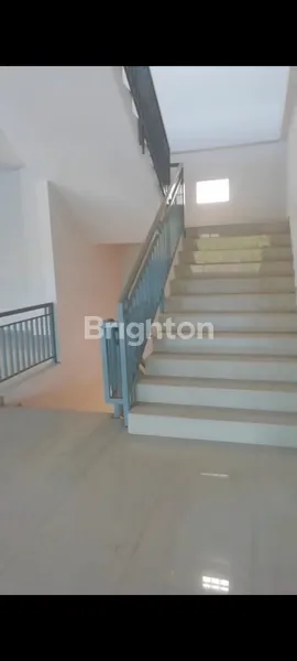image DIJUAL RUKO 3 LANTAI PUSAT KOTA SITUBONDO (2)