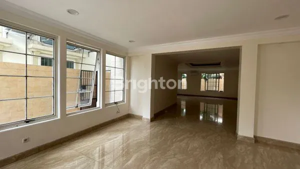 image DI SEWAKAN RUMAH  TAMAN BEVERLY GOLF  (3)