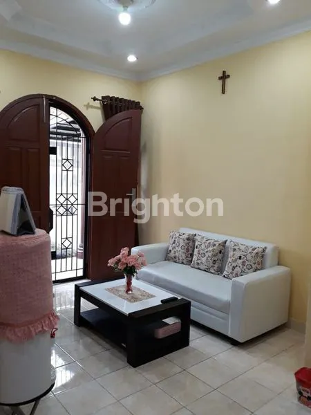 image RUMAH BAGUS SIAP HUNI, FULL FURNISH & SHM (2)