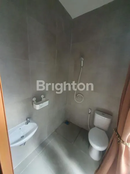 image DISEWAKAN DAN  RUMAH DI BALI RESORT SERPONG TANGERANG  (8)