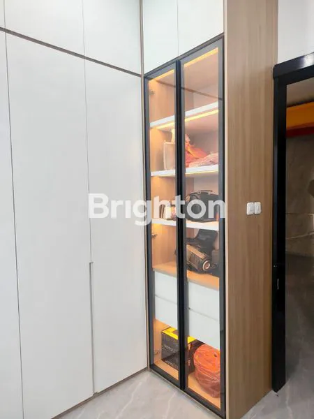 image RUMAH MODERN MINIMALIS FULL RENOVASI LUXURY MEWAH, DEKAT TOL SATELIT, PUTAT INDAH. (5)