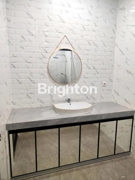 image RUMAH MODERN MINIMALIS FULL RENOVASI LUXURY MEWAH, DEKAT TOL SATELIT, PUTAT INDAH. (7)