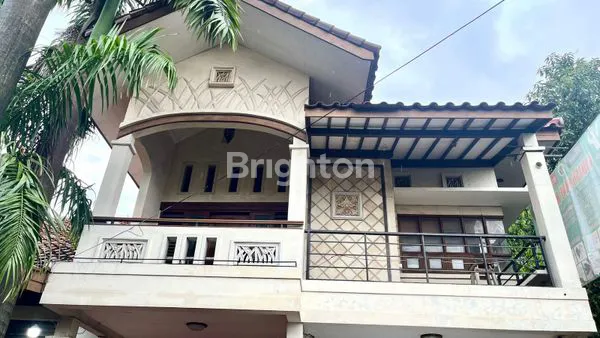 image RUMAH MEWAH 4KT DI CIPUTAT, LT 245M² (5)
