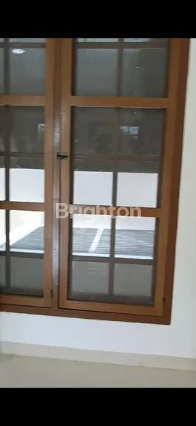 image RUMAH 3 LANTAI HADAP TAMAN DI TANJUNG DUREN (6)