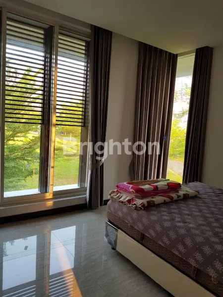 image RUMAH MEWAH DI ARAYA (6)