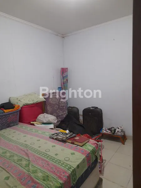 image RUMAH STRATEGIS DI GREEN HILL PONDOK RAJEK, CIBINONG (8)