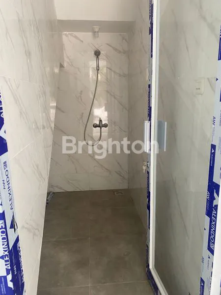 image HUNIAN MODERN DI BUKIT PALMA, LT 120M², 5 KAMAR (4)