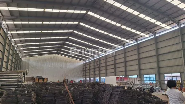 image GUDANG INDUSTRI SIAP PAKAI, LOKASI BEKASI TIMUR (1)