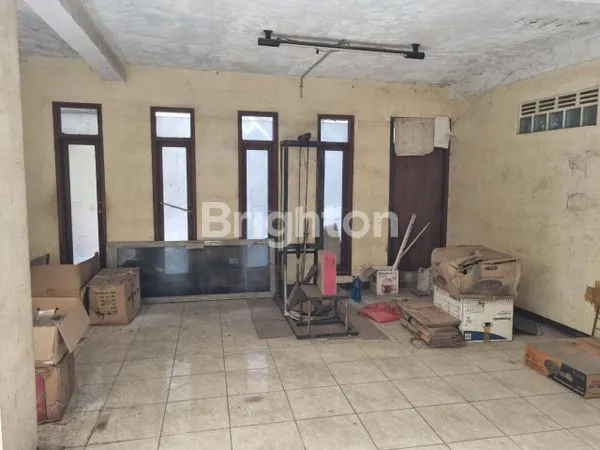 image RUMAH SECOND 2,5 LT STRATEGIS DEKAT PUSAT KOTA & AKSES TOL DI JLN KEMBAR BANDUNG (6)