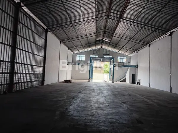 image DISEWAKAN GUDANG INDUSTRI 504M² DI CENGKARENG (4)