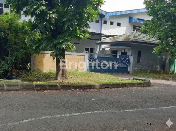 image DIJUAL  GUDANG  DI HOOK LOKASI STRATEGIS ,  2 SISI MENGHADAP JALAN RAYA KAWASAN JABABEKA 1 (4)