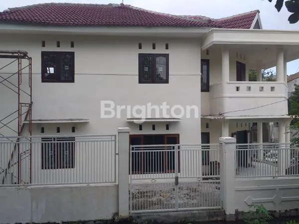 image RUMAH DI KAWASAN PERUMAHAN SIDOARJO (1)